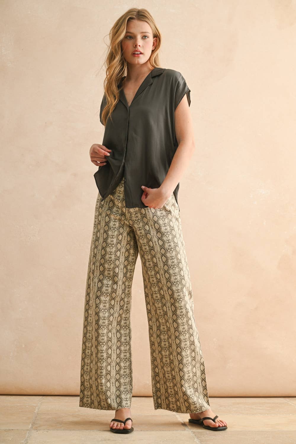 Emery Top