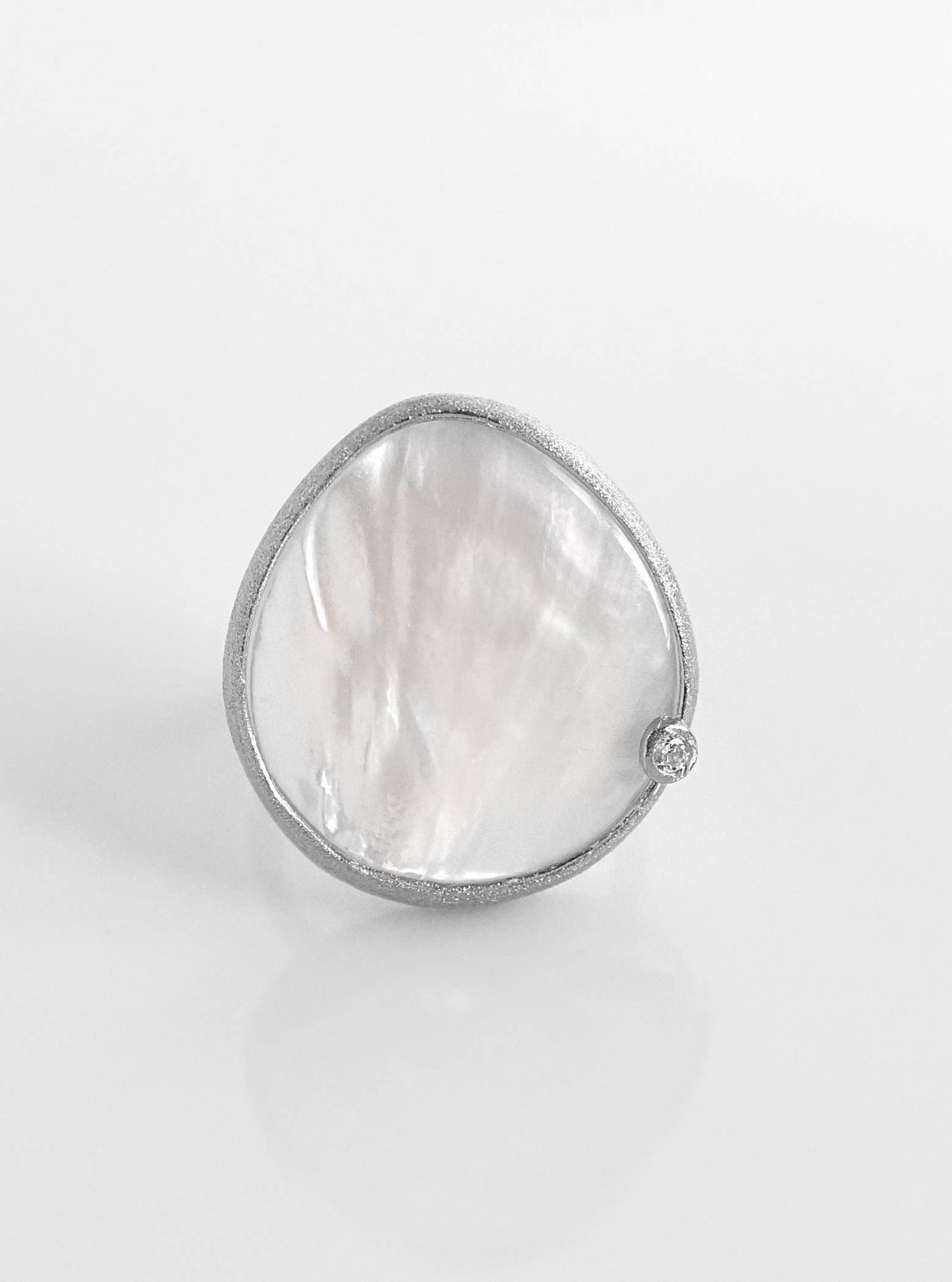 925 Mother of Pearl Ring